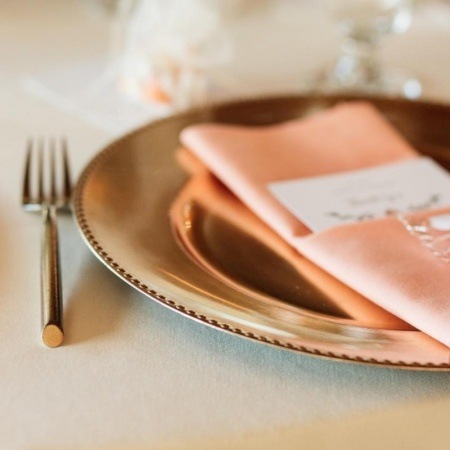 Capri Brushed Gold, Peach Cottonique Napkins and Gold Beaded Acrylic Chargers - Lisa Hause Photography