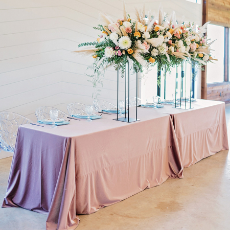 6ft Banquet Table, Rose Velvet Linens