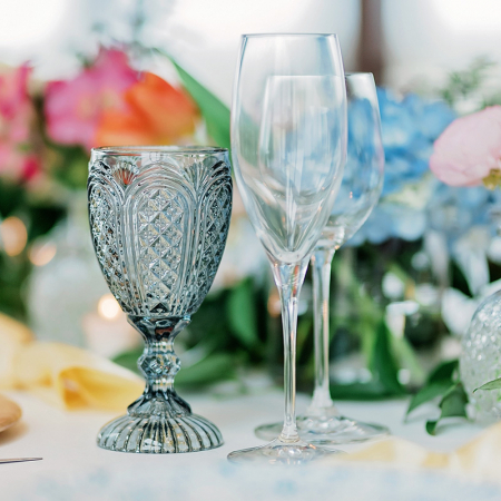 Blue Carousel + Riedel Chardonnay - South Charm Photography