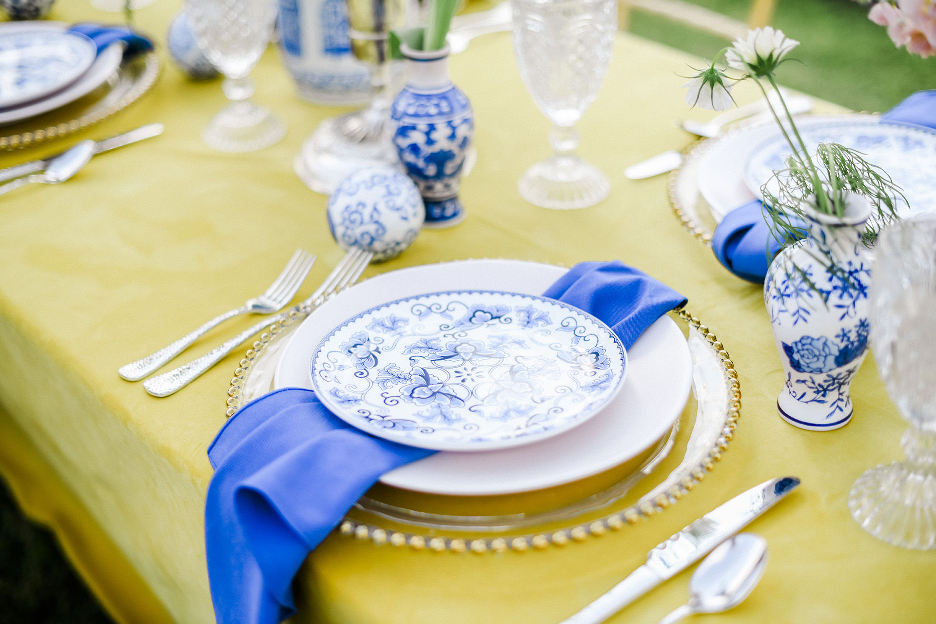 China and Chargers and Flatware Slider