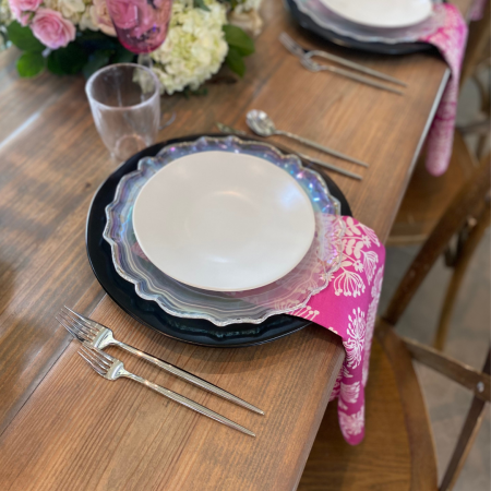 Lorelei Iridescent Dinner Plate, Just Dandy Napkin Berry Pink, Stainless Hampton Flatware