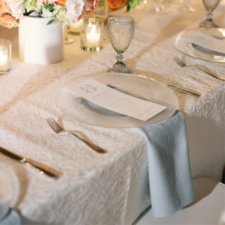 Sunray Charger + Panama Sky Napkin + Carousel Blue Goblet - Julie Wilhite Photography (2)