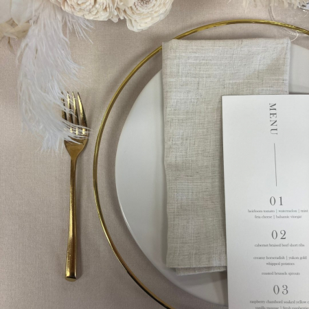 Monaco Beige + Toscana Napkin + Heirloom Linen + Gold Rim Charger + Neo Capri