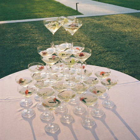 Light Pink Economy - Image 4